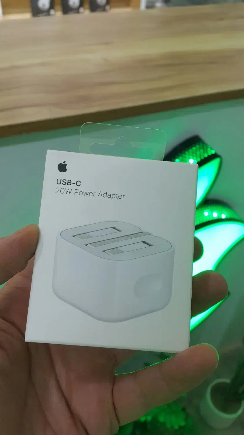 کله گی شارژ ۲۰ وات اپل اورجینال تضمینی|لوازم جانبی موبایل و تبلت|ملایر, |دیوار