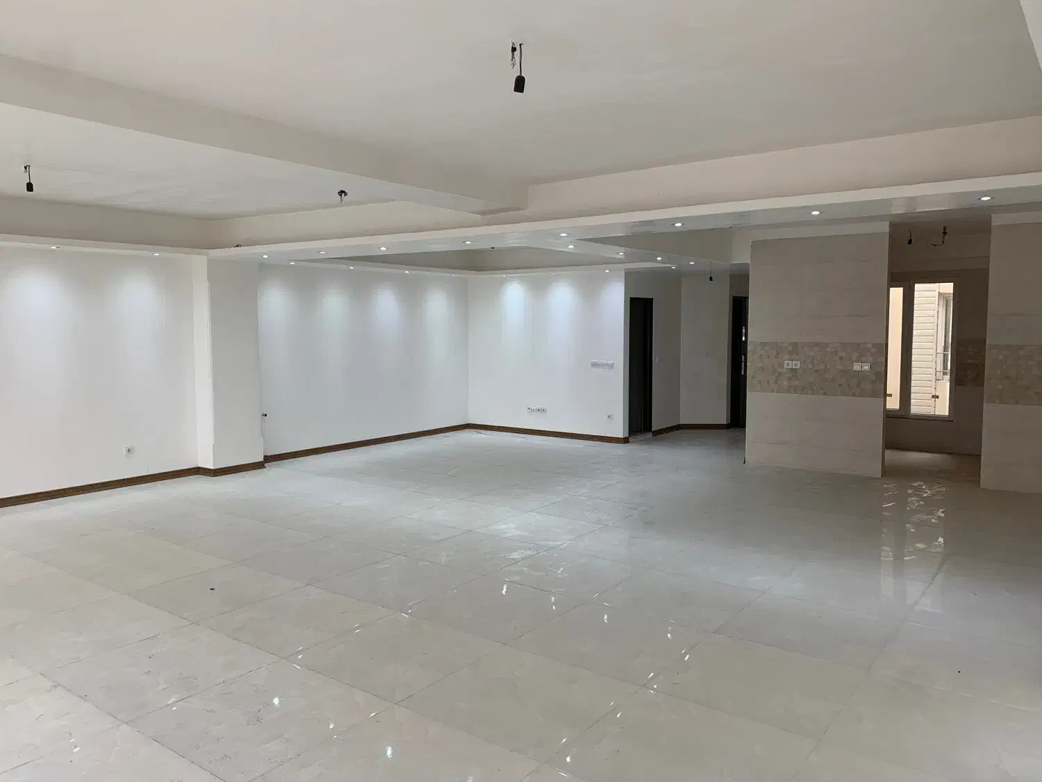 رهن و اجاره ۲۳۰ متری بعثت|اجارهٔ آپارتمان|ساری, |دیوار