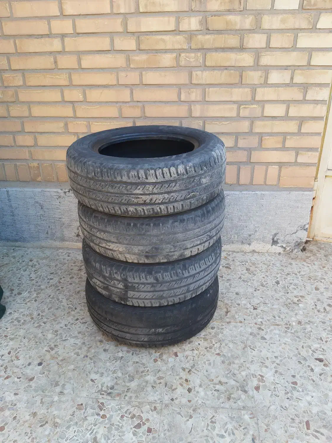 لاستیک بارز ۱۸۵/۶۵ R14|قطعات یدکی و لوازم جانبی|لالی, |دیوار