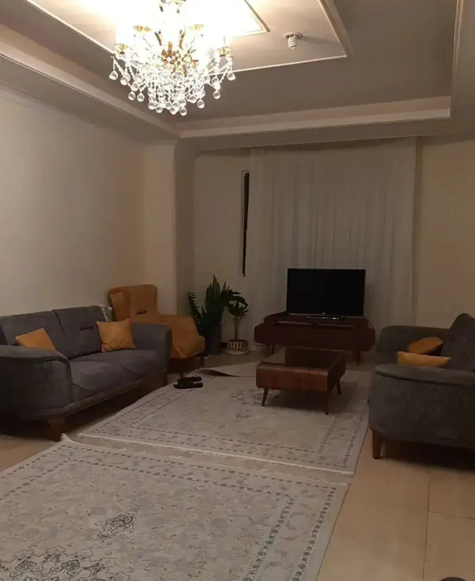 منزل مبله صدرا|اجارهٔ کوتاه‌مدت آپارتمان و سوئیت|صدرا-فارس, فاز ۱|دیوار