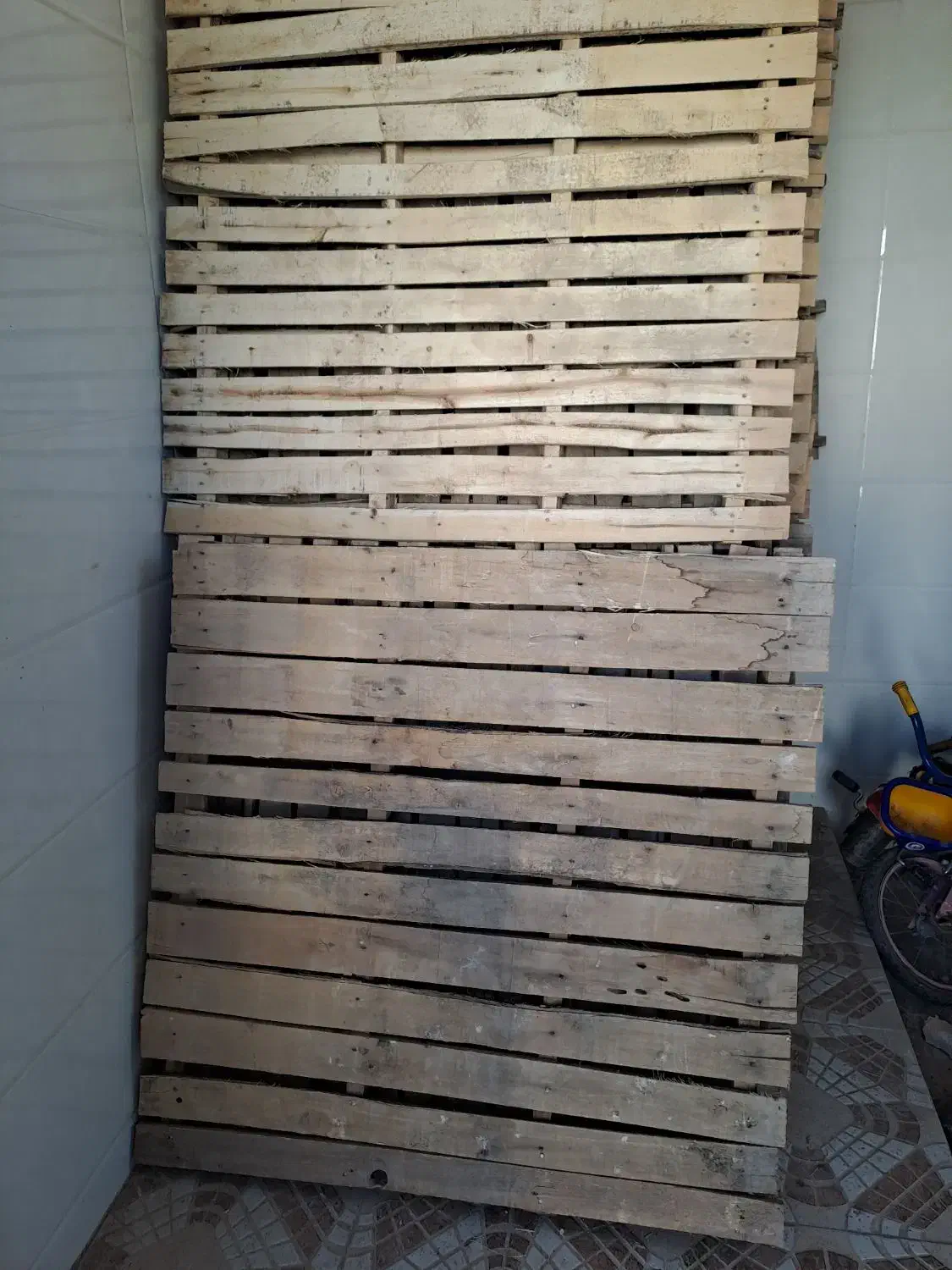 پالت چوبی زیر سرامیک|مصالح و تجهیزات ساختمان|هندمینی, |دیوار