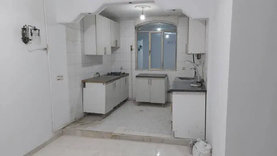 اجاره و رهن اپارتمان|اجارهٔ آپارتمان|ری, شهادت|دیوار