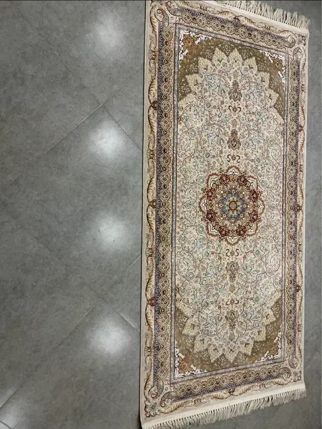 فرش ابریشمی قیطران|فرش|تهران, پاسداران|دیوار