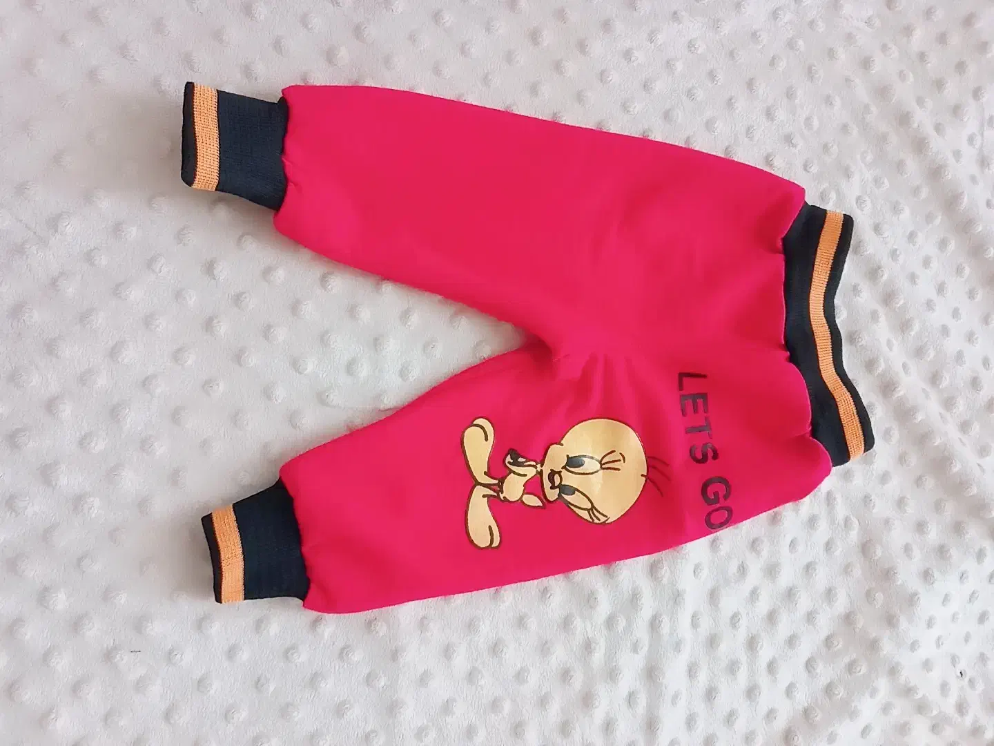 لباس تمیز بچگانه|کفش و لباس بچه|یاسوج, |دیوار