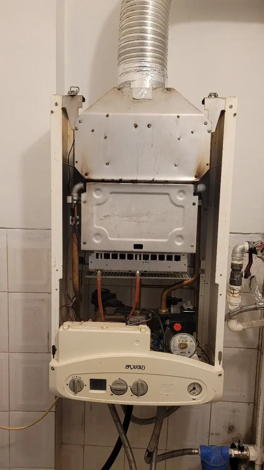 پکیج دیواری ایران رادیاتور L24cf|آبگرمکن، پکیج، شوفاژ|تهران, ایرانشهر|دیوار