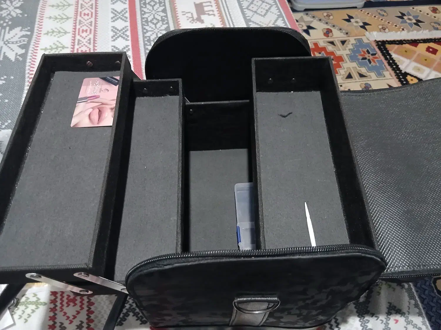 وسایل کاشت مژه|آرایشگاه و سالنهای زیبایی|شاهینشهر, بانک استان|دیوار