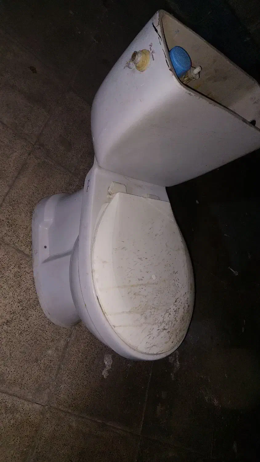 تولت فرنگی|لوازم سرویس بهداشتی|تهران, صادقیه|دیوار