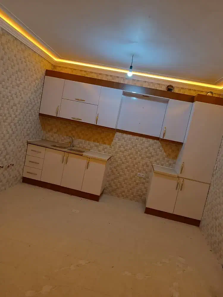 فروش منزل 76متری طبقه همکف کرونی نزدیک به خیابان|فروش خانه و ویلا|شیراز, حجت آباد|دیوار