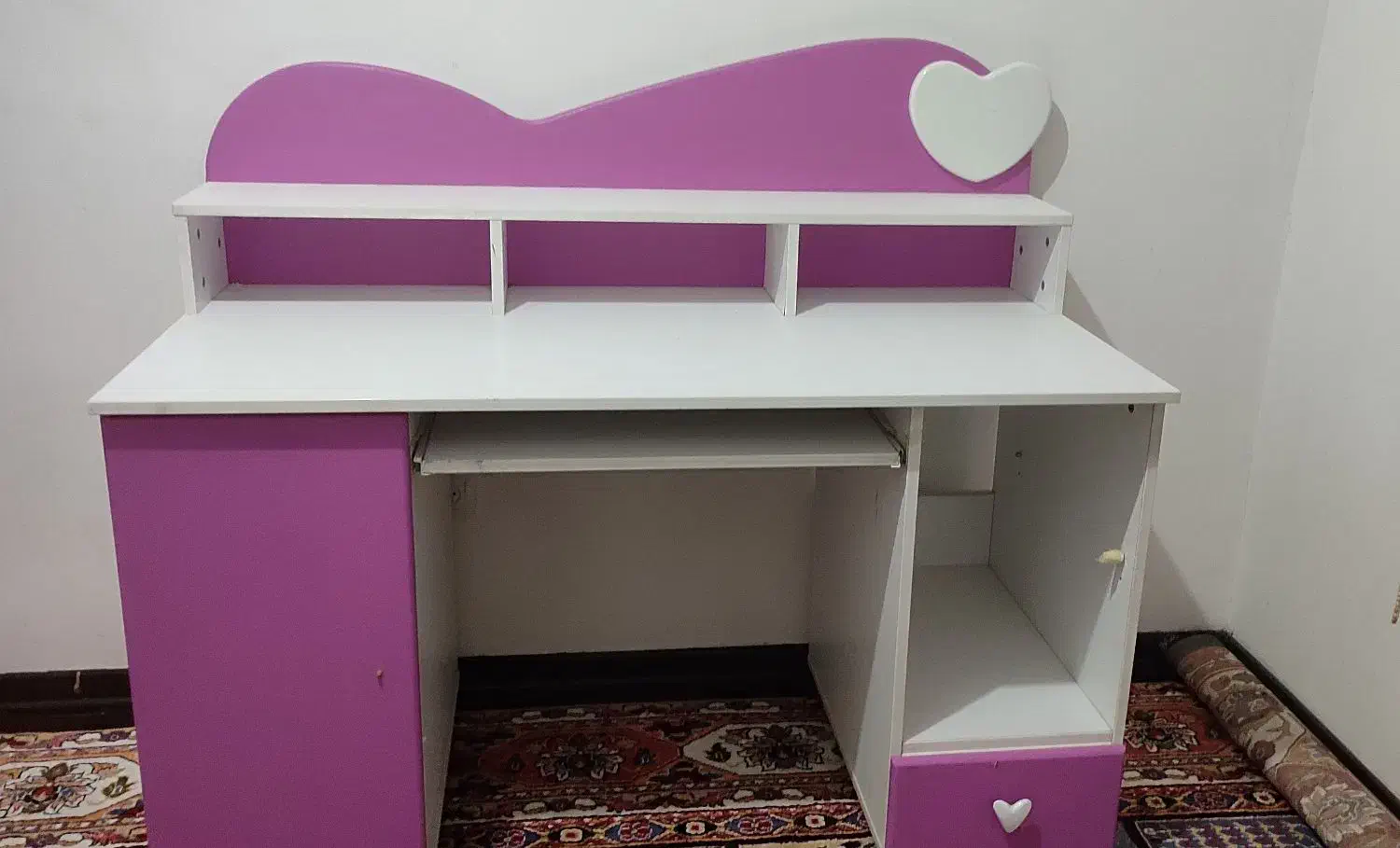 میز تحریر|میز تحریر و کامپیوتر|اشتهارد, |دیوار