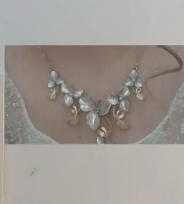 گمشده|اشیا|بندر امام خمینی, |دیوار