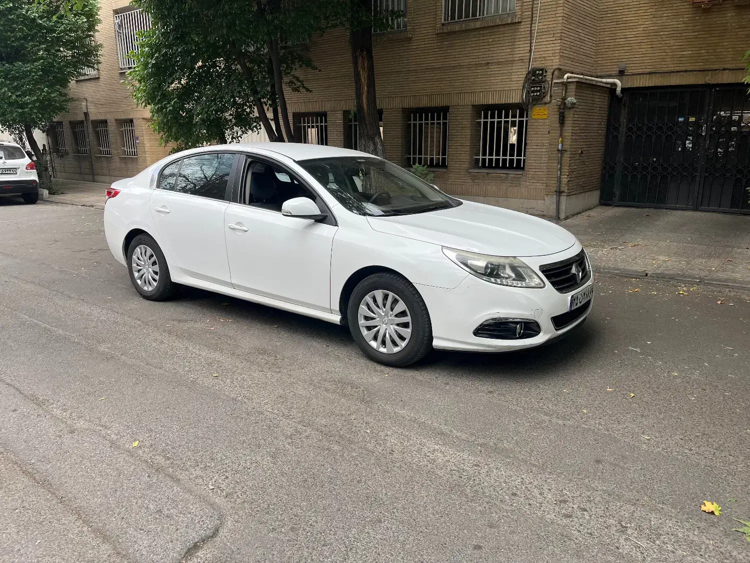 رنو سفران ۲۰۱۶ PE سفید اتومات بی نقص کارشناسی شده|خودرو سواری و وانت|تهران, سعادتآباد|دیوار