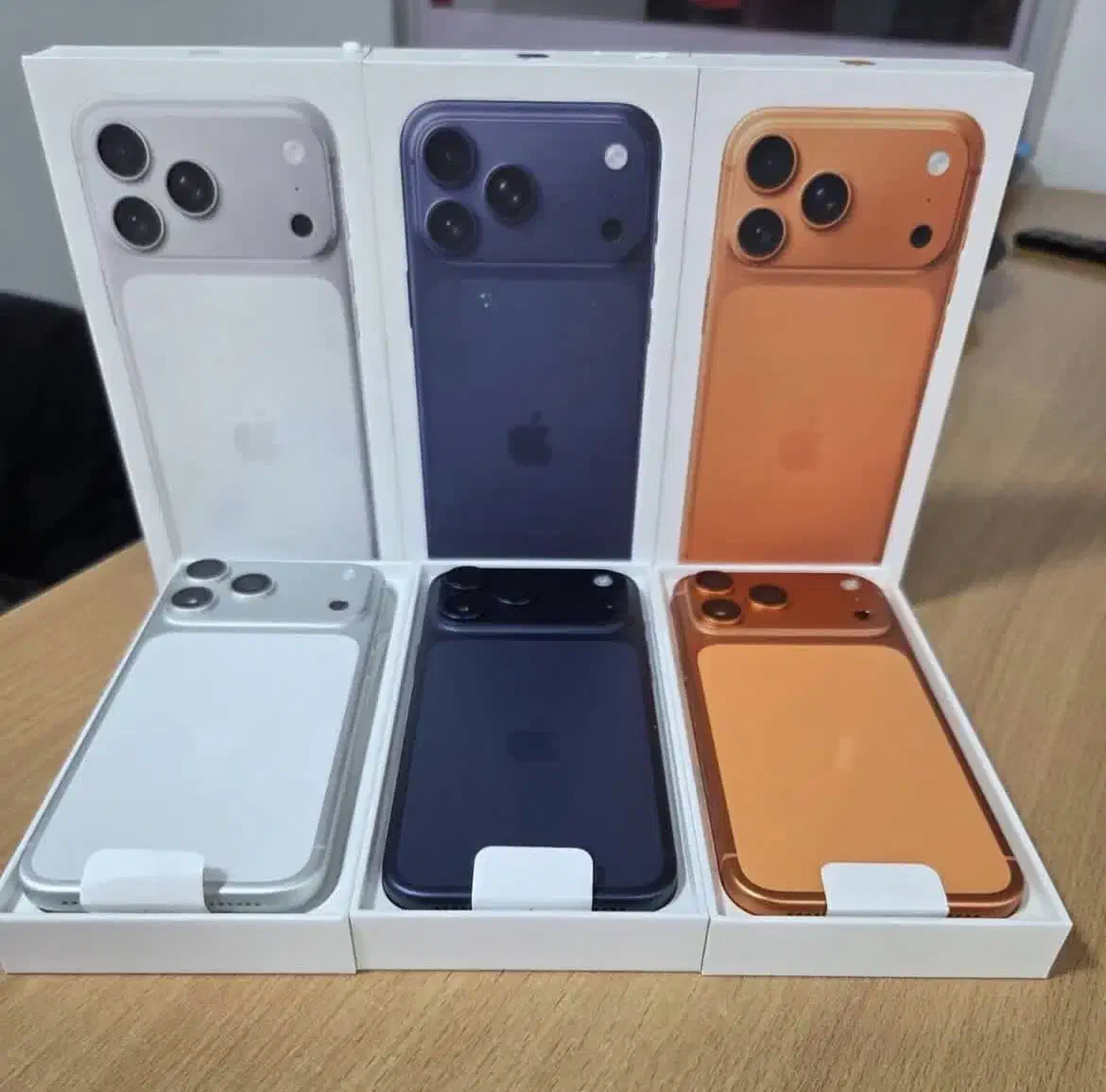 ایفون۱۷پرومکس طرح اصلی|موبایل|تهران, تجریش|دیوار