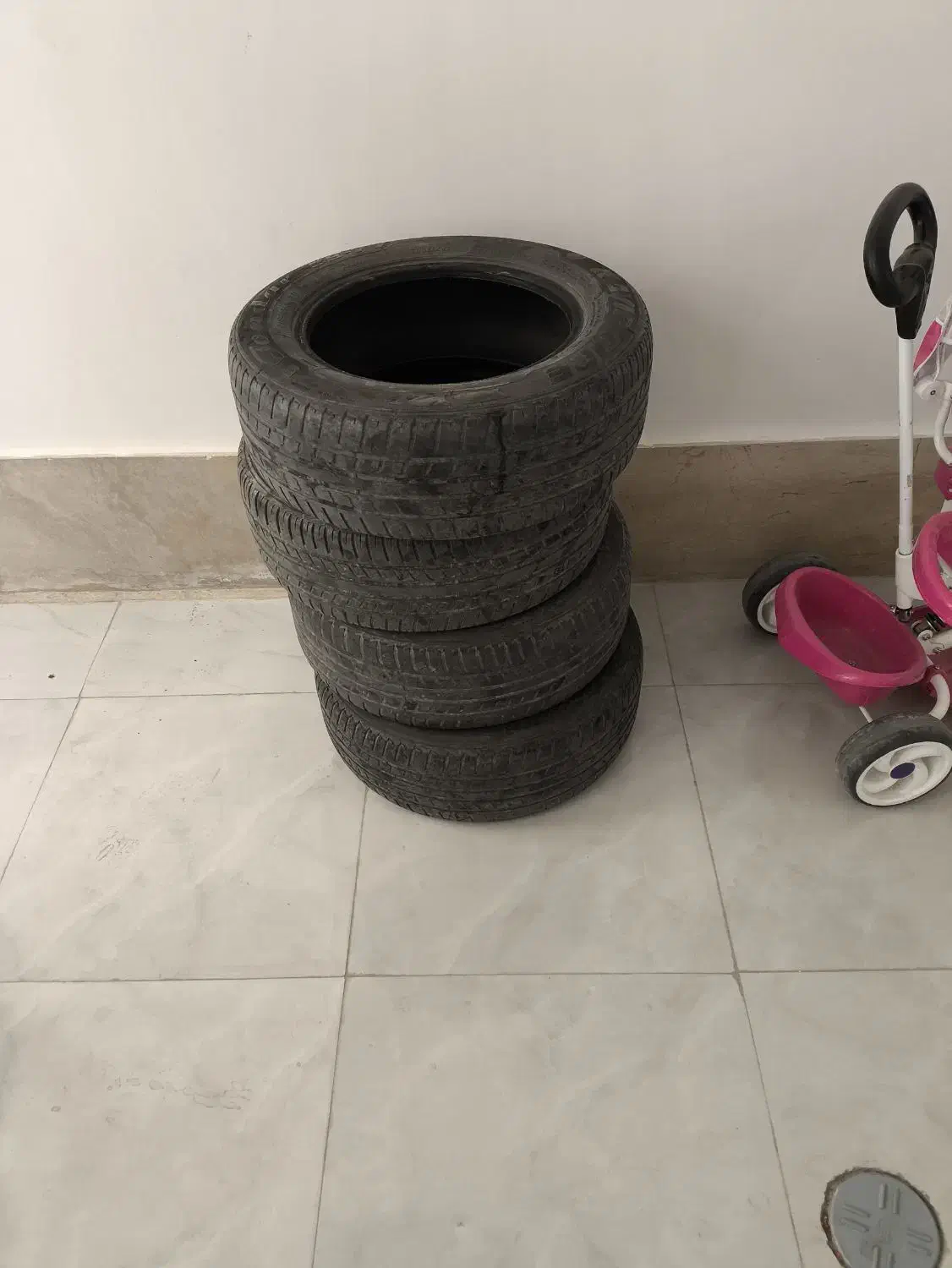 لاستیک کارکرده|قطعات یدکی و لوازم جانبی|اردبیل, |دیوار