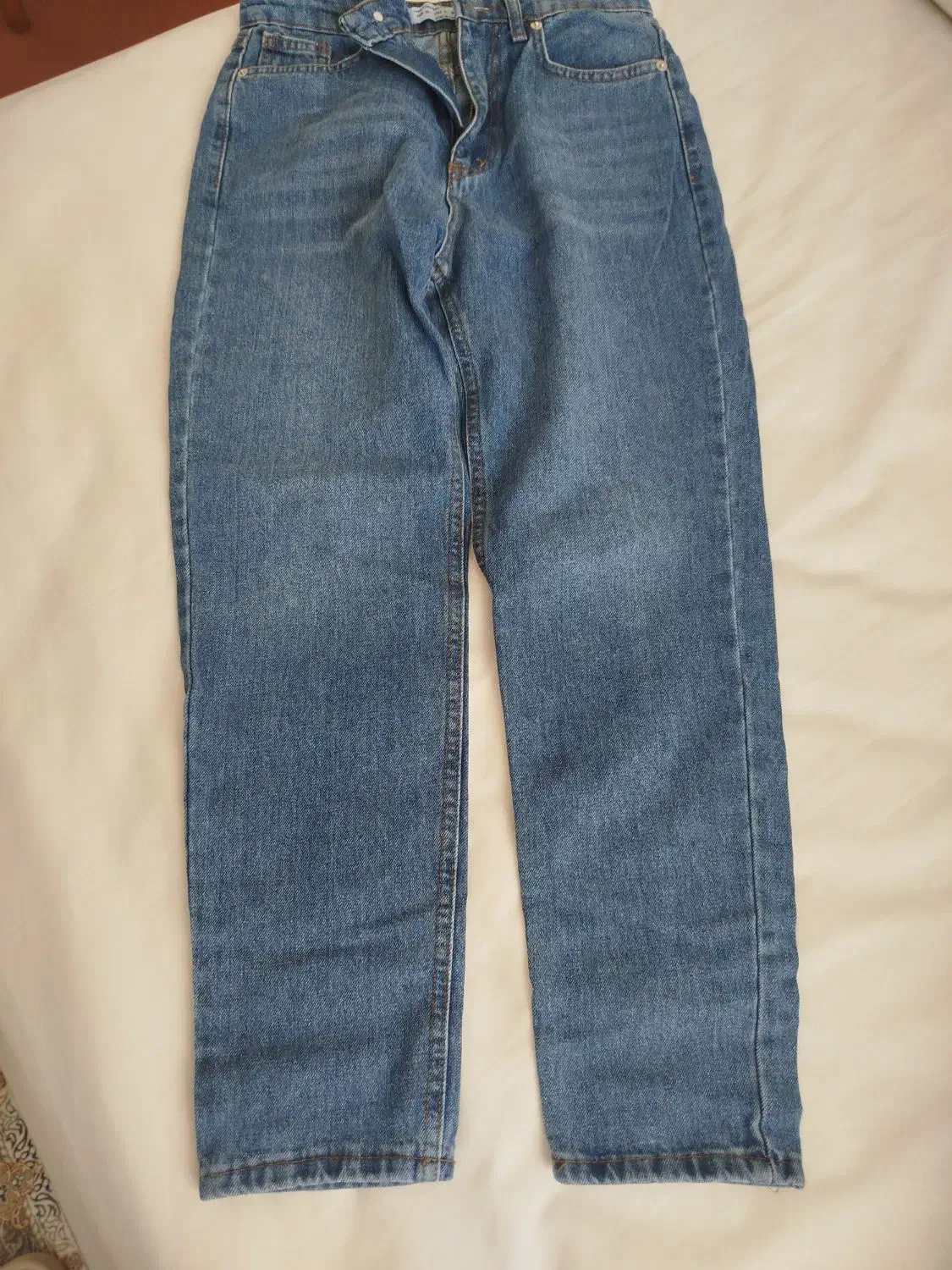 شلوار|لباس|مهاجران, |دیوار