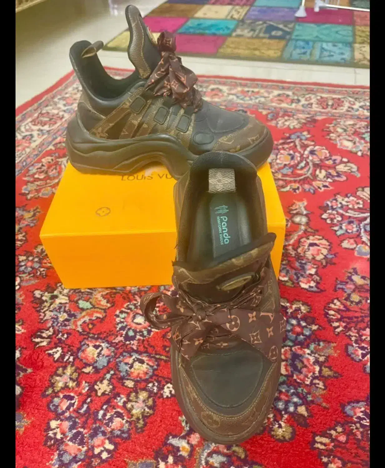 تعدادی کتانی برند|کیف، کفش، کمربند|قم, زینبیه|دیوار