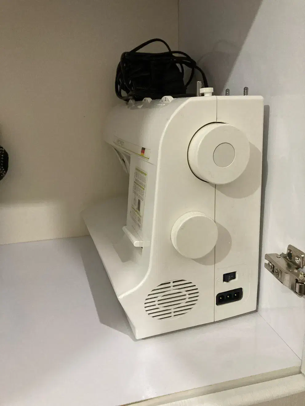 چرخ وترون|چرخ خیاطی و ریسندگی|ایذه, |دیوار