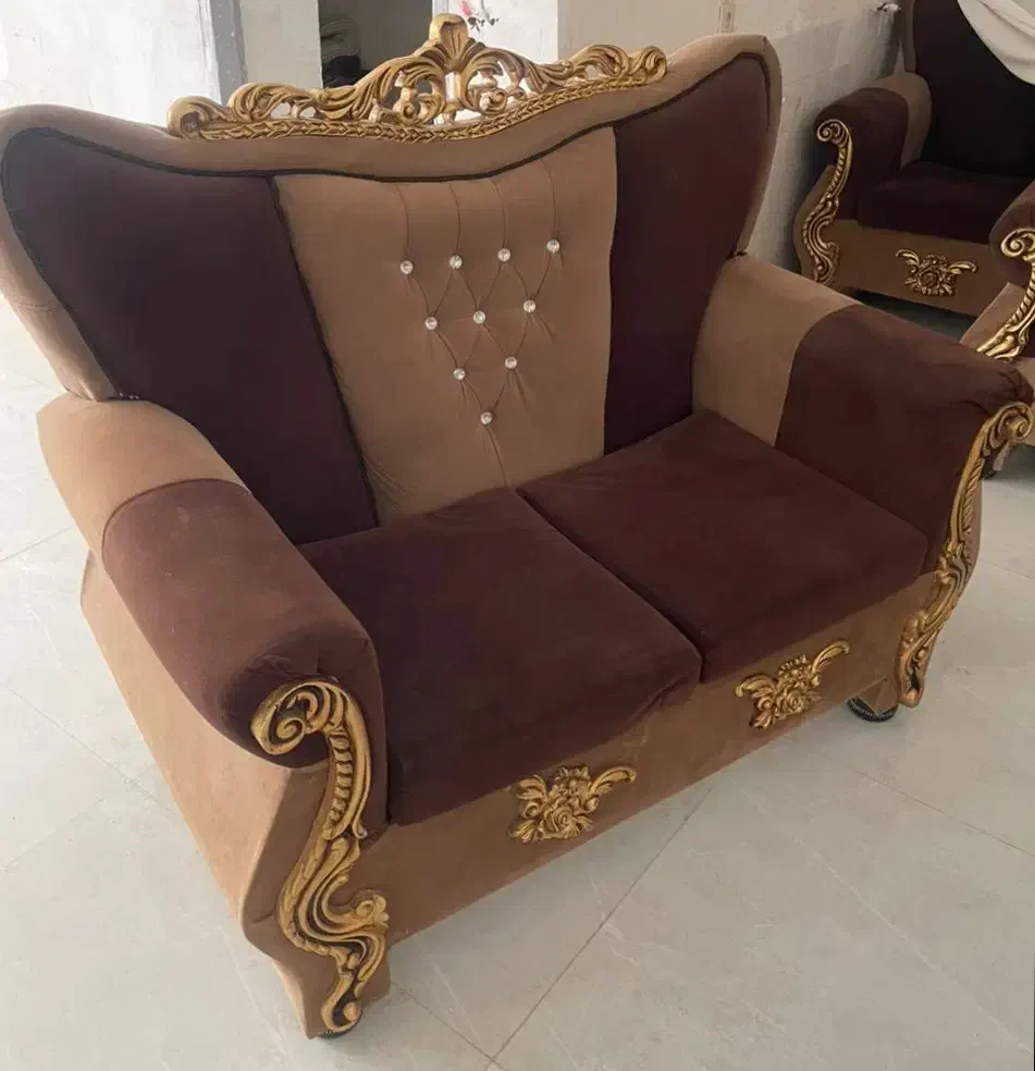 کاناپه 7 نفره به همراه میزجلومبلی|مبلمان خانگی و میز عسلی|کاشان, لتحر|دیوار