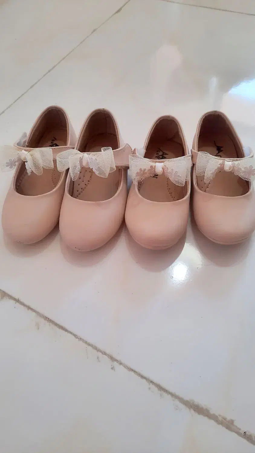 دوعدد کفش مجلسی دخترونه سایز ۲۵و۲۶|کفش و لباس بچه|شفت, |دیوار