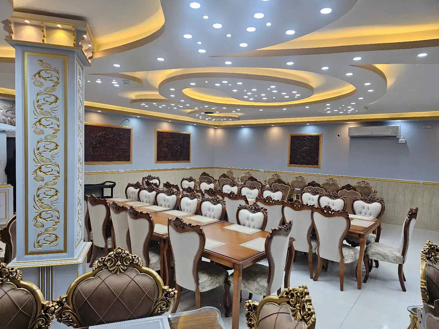 رستوران بام لند|خدمات پذیرایی، مراسم|بروجرد, |دیوار