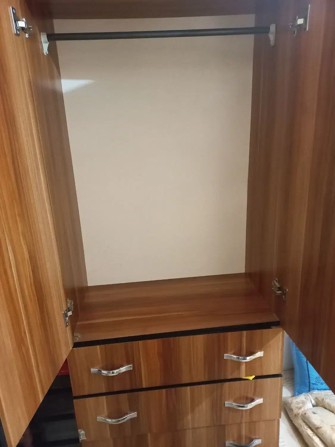 کمد دراور|جاکفشی، کمد، دراور|شوش, |دیوار