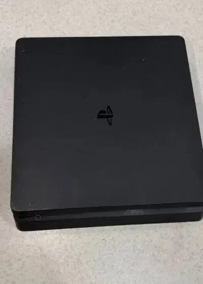ps4 slim 2 دسته هزار گیگ|کنسول، بازی ویدئویی و آنلاین|شیراز, گلدشت معالی‌آباد|دیوار