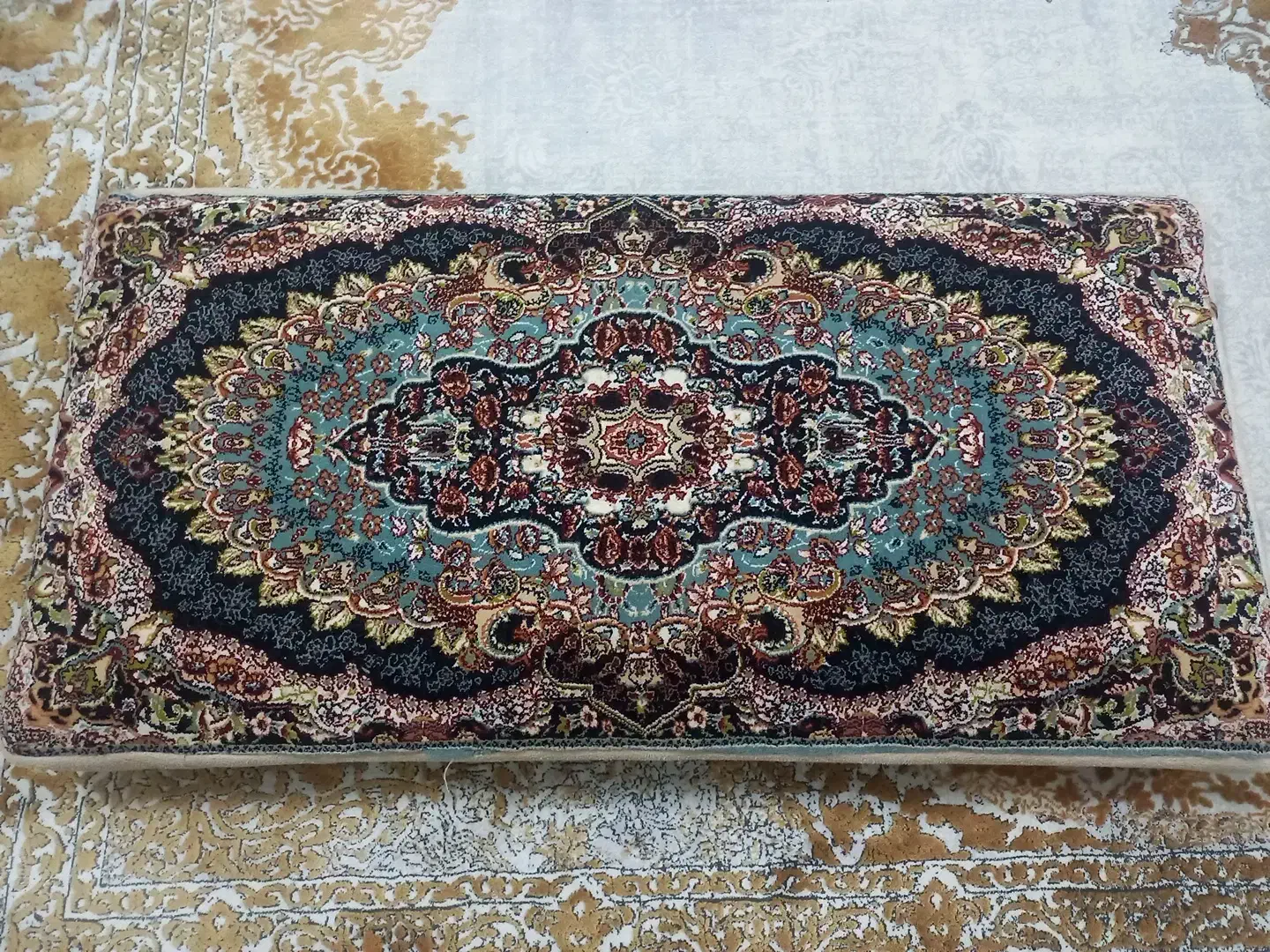 پشتی|پشتی|قم, نوبهار|دیوار