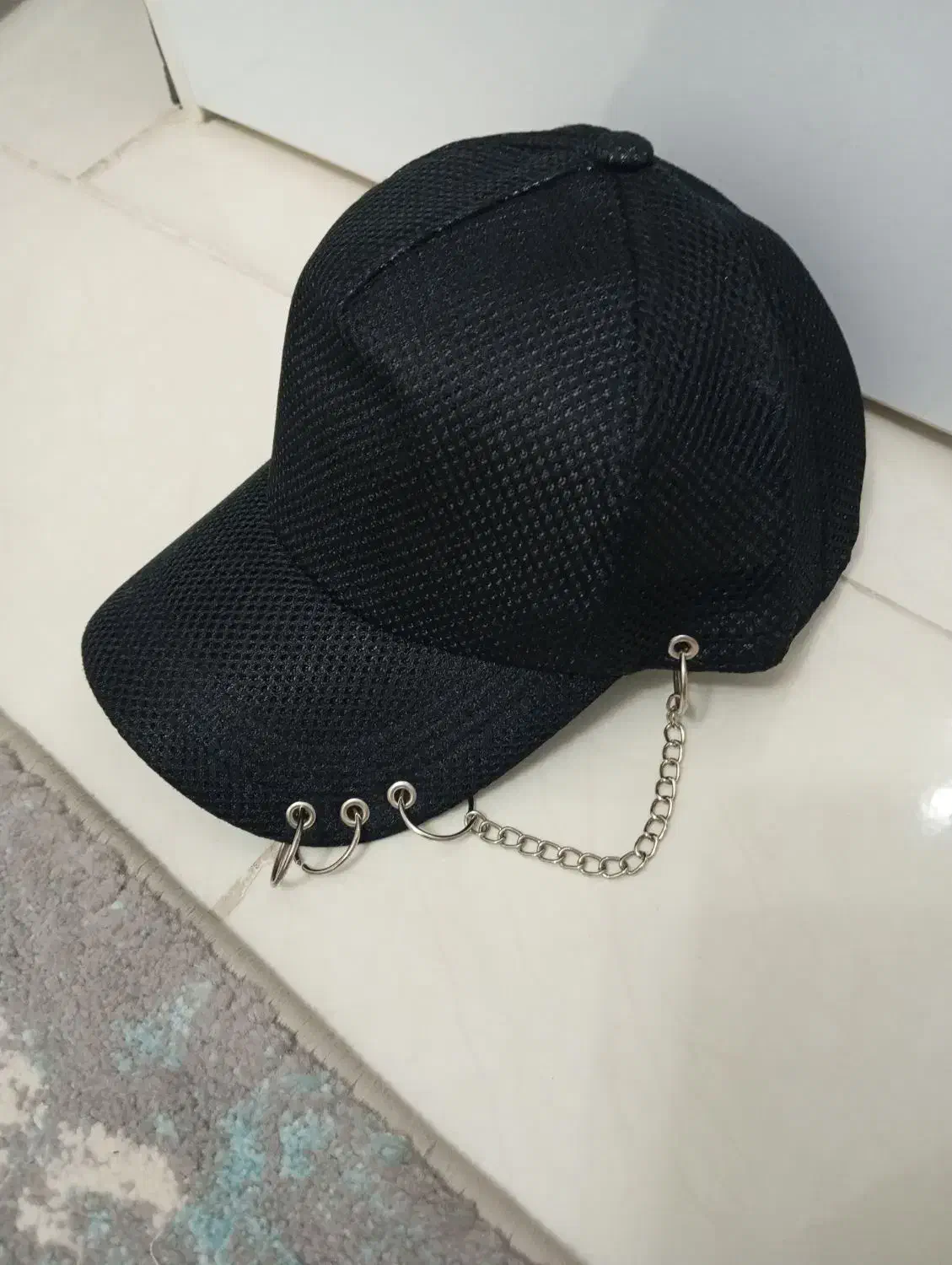 کلاه|لباس|شاهین‌شهر, مسکن مهر|دیوار