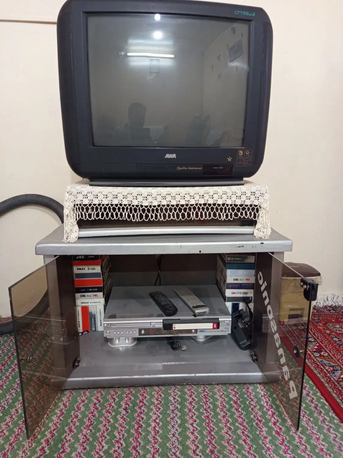 تلویزیون آوا|تلویزیون و پروژکتور|شیراز, دشت چنار|دیوار