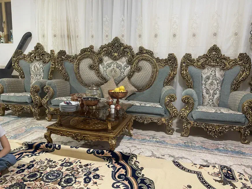مبلمان نه نفره با عسلی کارتهران|مبلمان خانگی و میز عسلی|تربت‌حیدریه, کاشانی|دیوار