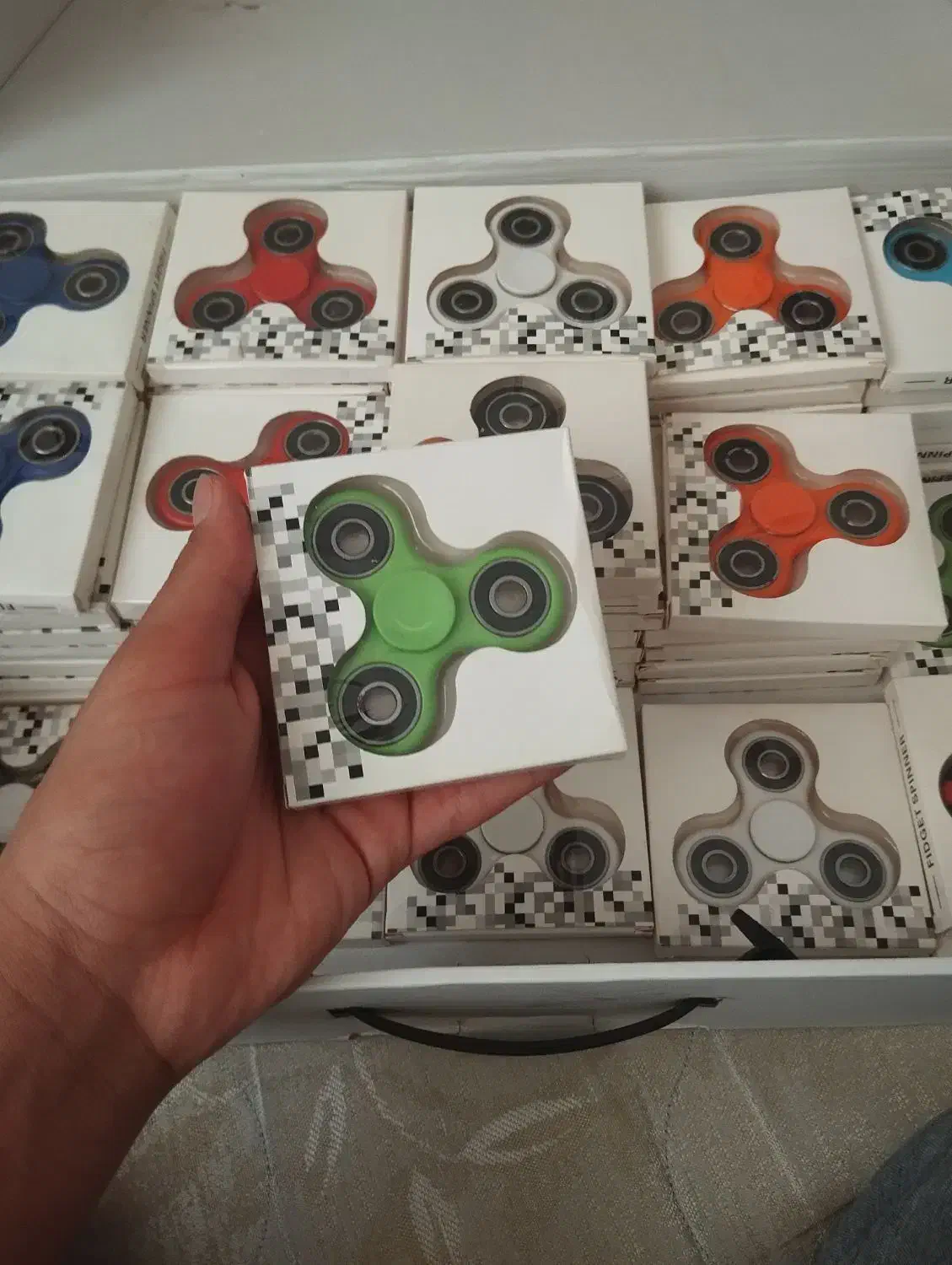 اسپینر تکی و عمده ای|اسباب‌‌بازی|تهران, هفده شهریور|دیوار