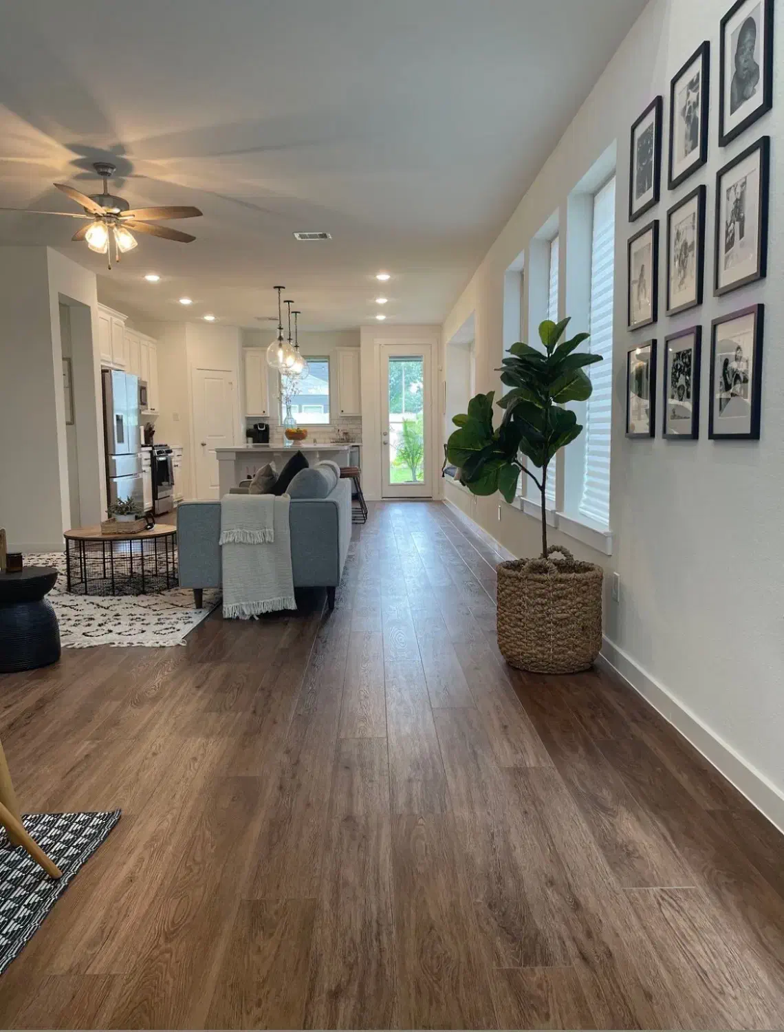 انبار پخش عمده پارکت-کفپوش-چمن-قرنیز|مصالح و تجهیزات ساختمان|نوشهر, |دیوار