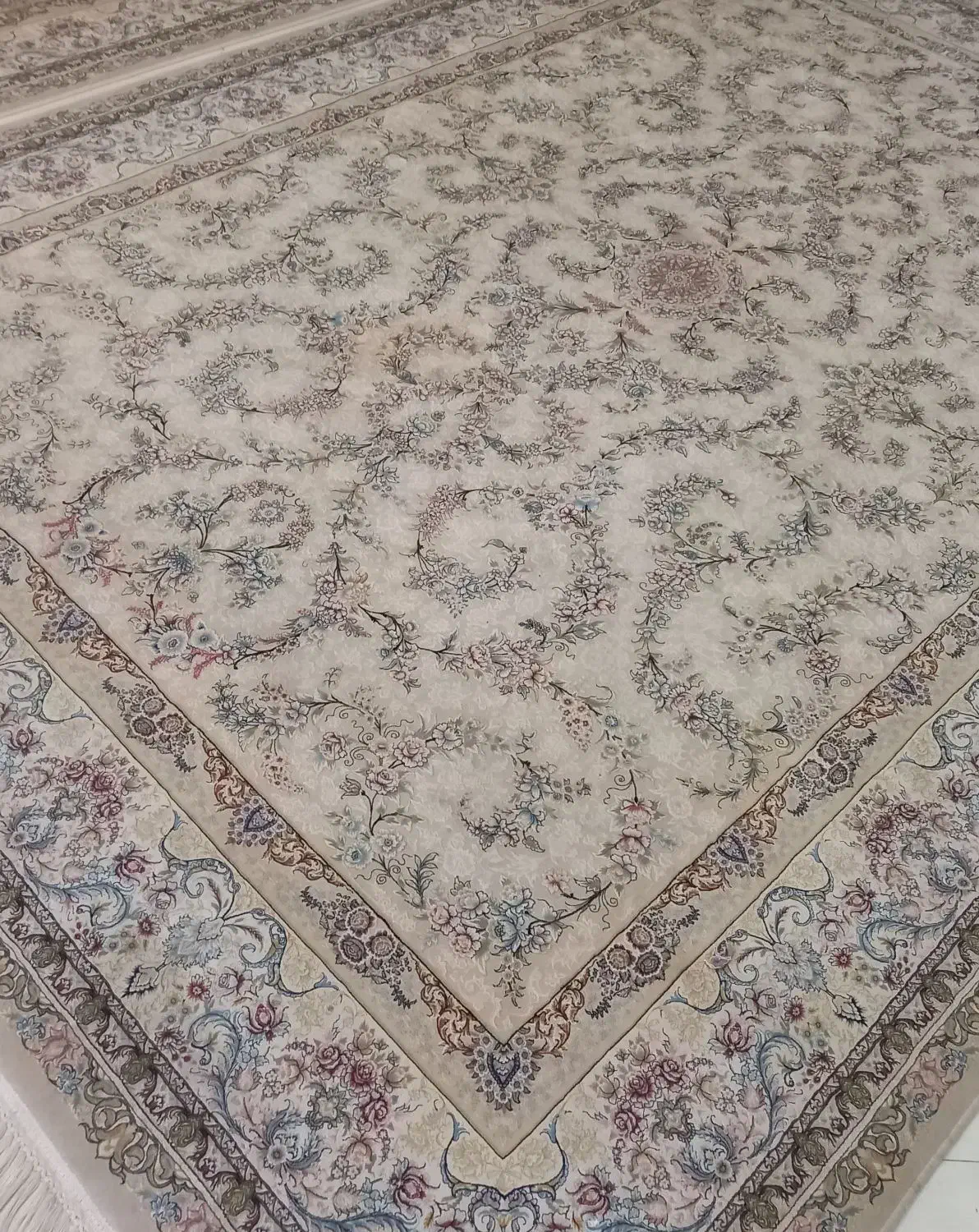 فرش|فرش|اصفهان, بهارستان|دیوار