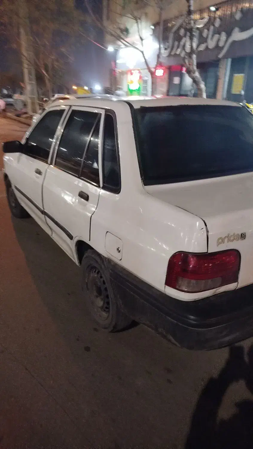 پراید مدل ۸۲|خودرو سواری و وانت|ساوه, |دیوار