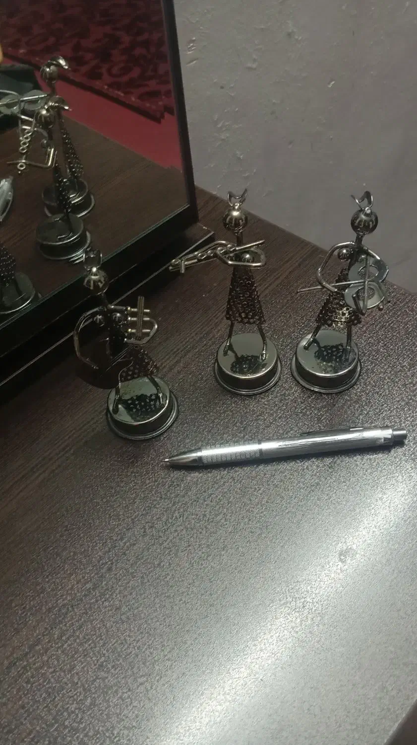 مجسمه فلزی|مجسمه، تندیس، ماکت|ورامین, شهرک فجر|دیوار