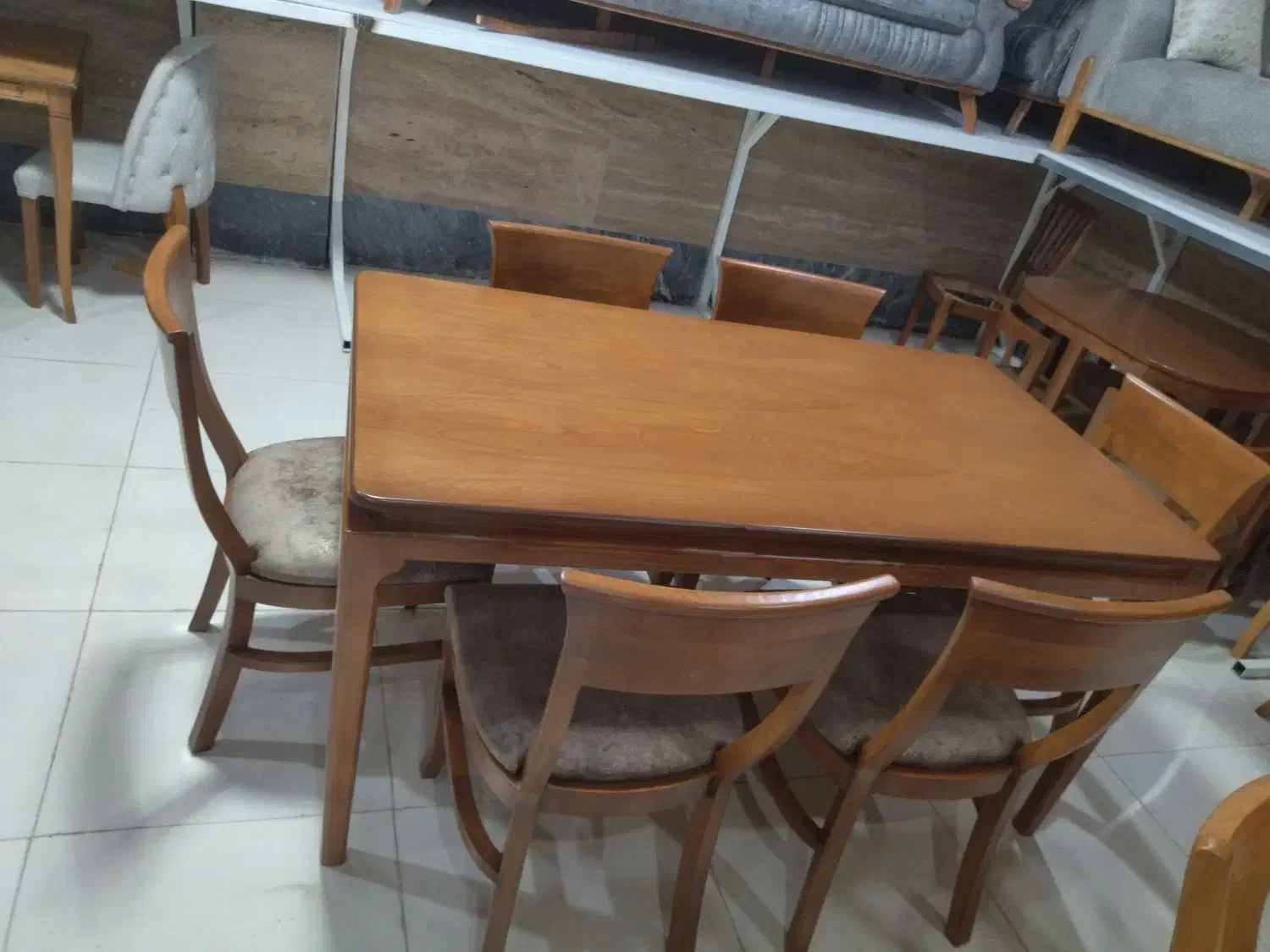 میز غذا خوری وی آی پی|میز و صندلی غذاخوری|اردبیل, |دیوار