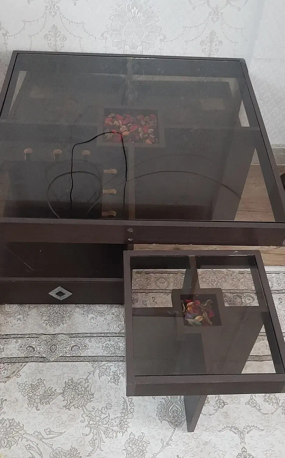 میز وسط به همراه ۳ میز عسلی(فروش فوری)|مبلمان خانگی و میز عسلی|رشت, استقامت ۱|دیوار