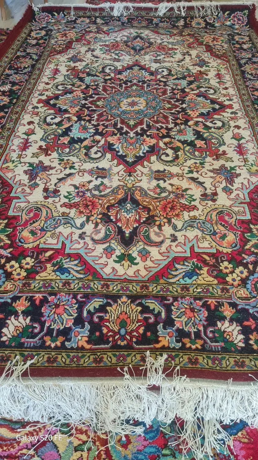 یک جفت فرش دستباف سالاری|فرش|تبریز, |دیوار