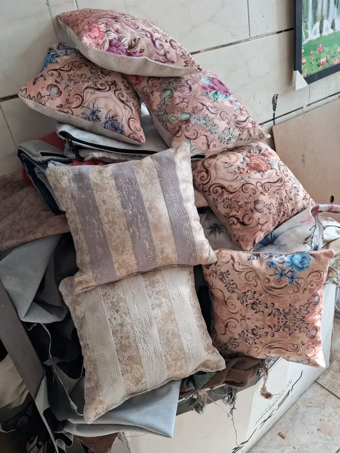 فروش کوسن مخصوص تو ماشین و ...|رختخواب، بالش، پتو|سمنان, |دیوار