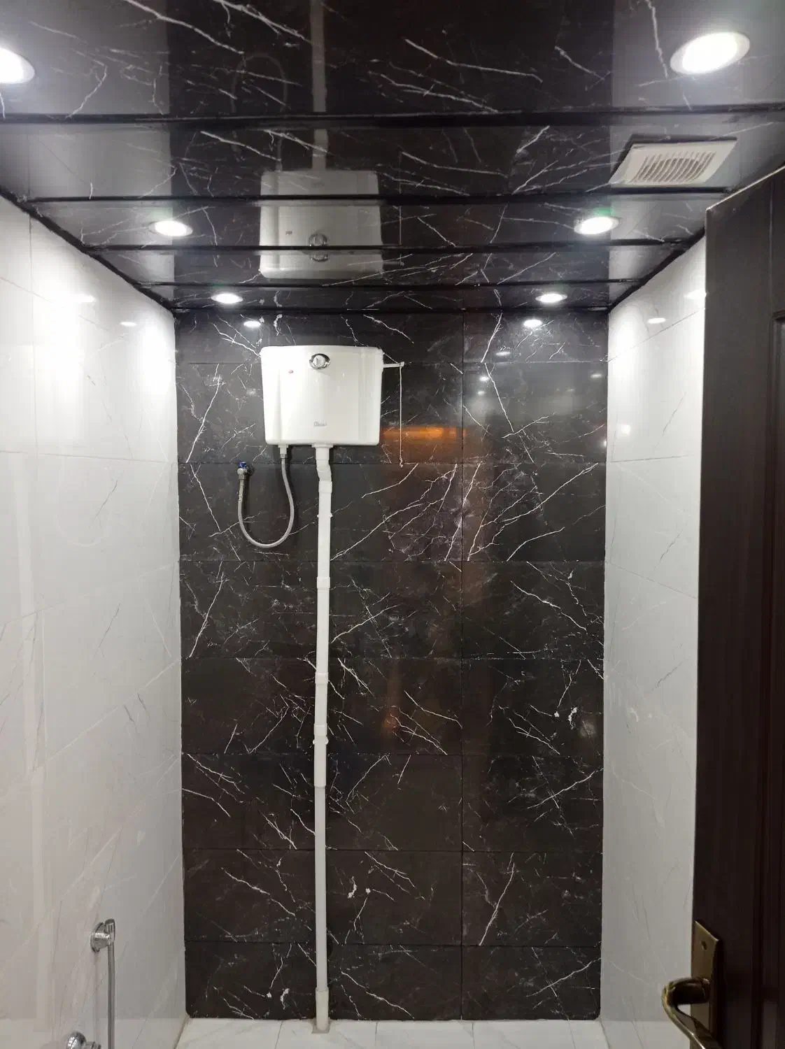 کاشی کار کاشی کاری سرامیک کار بازسازی با ضمانت|خدمات پیشه و مهارت|تهران, جنت‌آباد جنوبی|دیوار