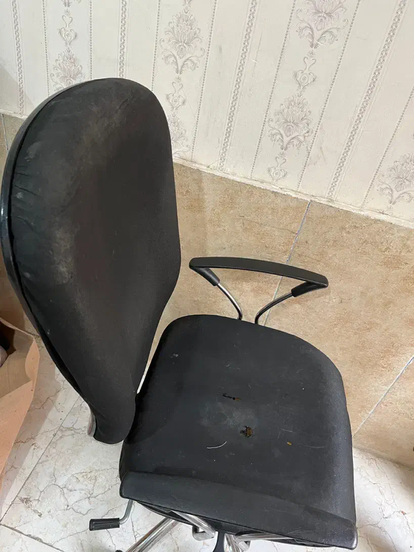 صندلی چرخان|صندلی و نیمکت|خرم‌آباد, |دیوار