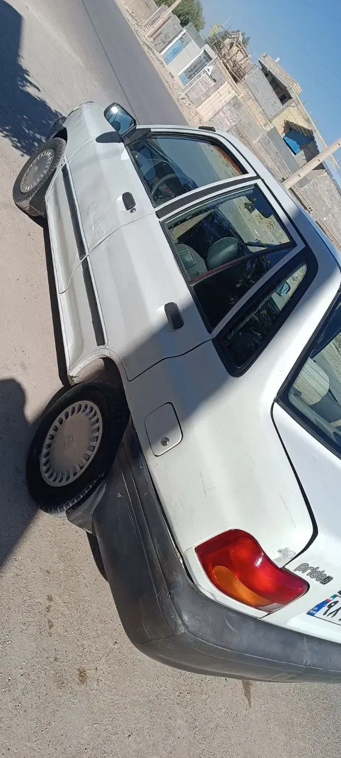 پرایدمدل۸۲تمیز.|خودرو سواری و وانت|جهرم, |دیوار