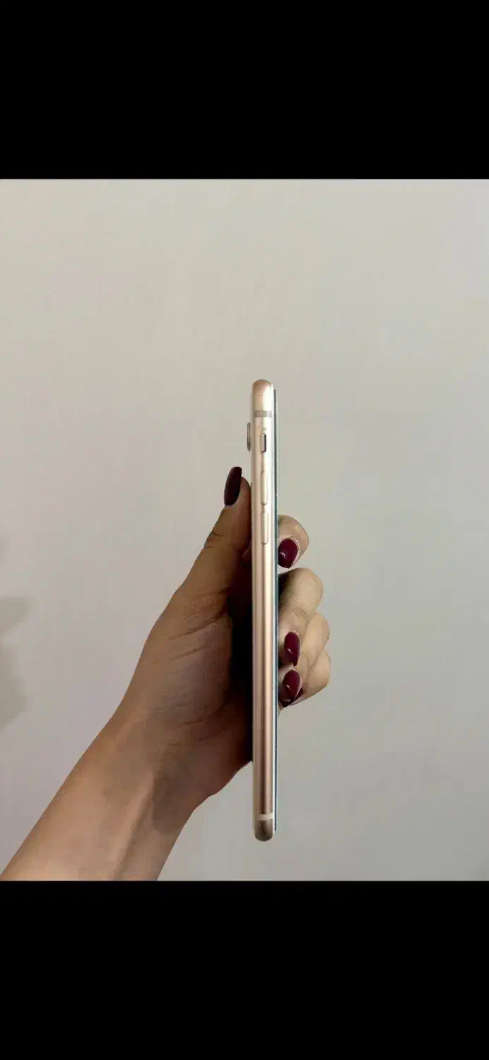 آیفون ۸ پلاس فوق العاده تمیز|موبایل|اصفهان, بهارستان|دیوار