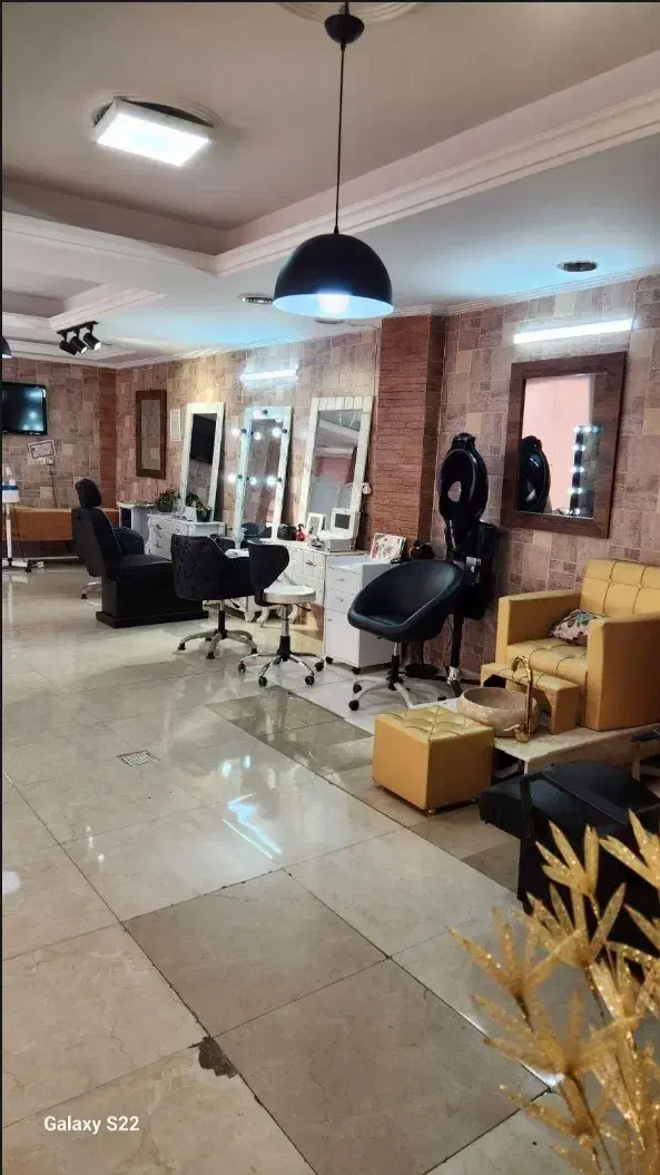 اجاره میز و صندلی در هر لاین|اجارهٔ دفتر کار، اتاق اداری، مطب|تهران, شهرآرا|دیوار