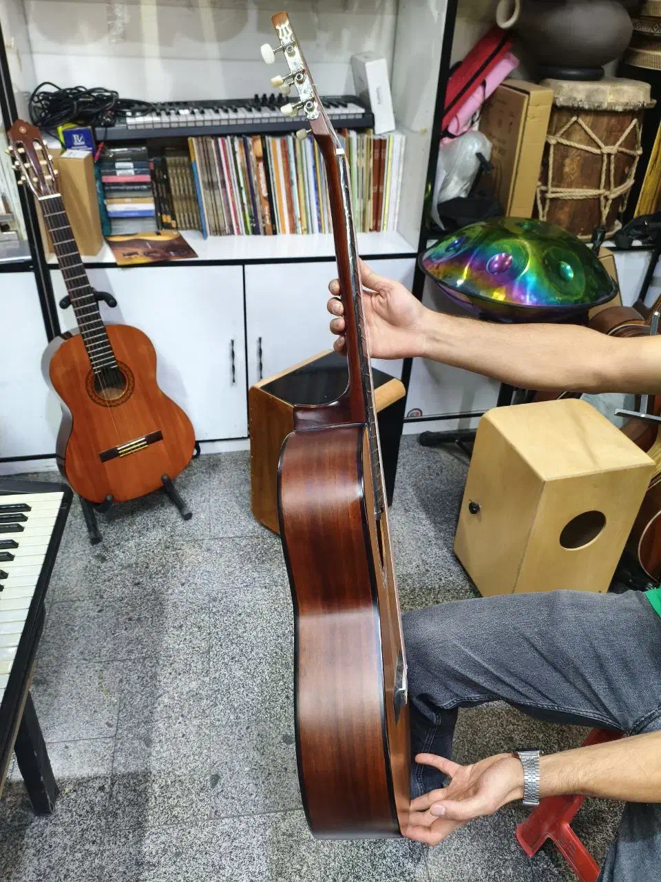 گیتار نو|گیتار، بیس، امپلیفایر|مشهد, آیت الله کاشانی|دیوار