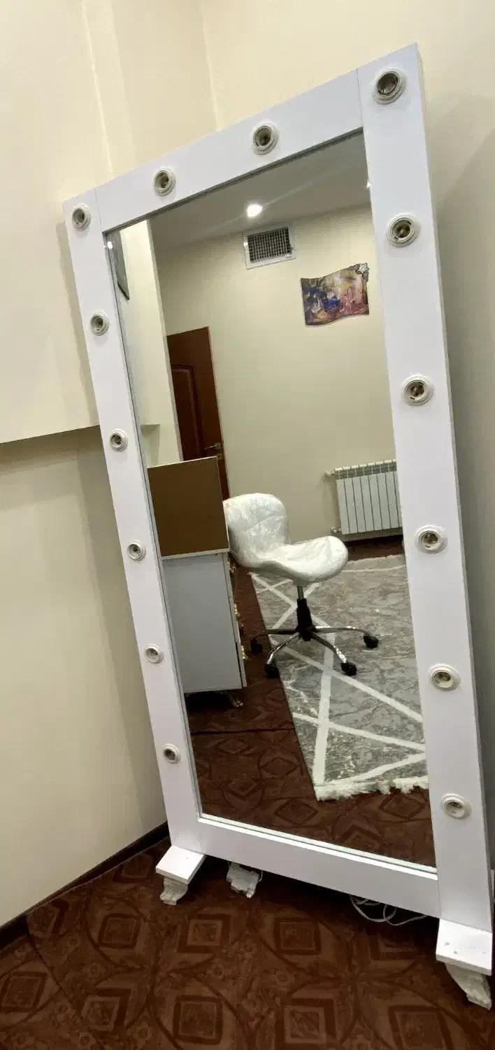 آینه قدی|مبلمان خانگی و میز عسلی|قرچک, محمد آباد|دیوار