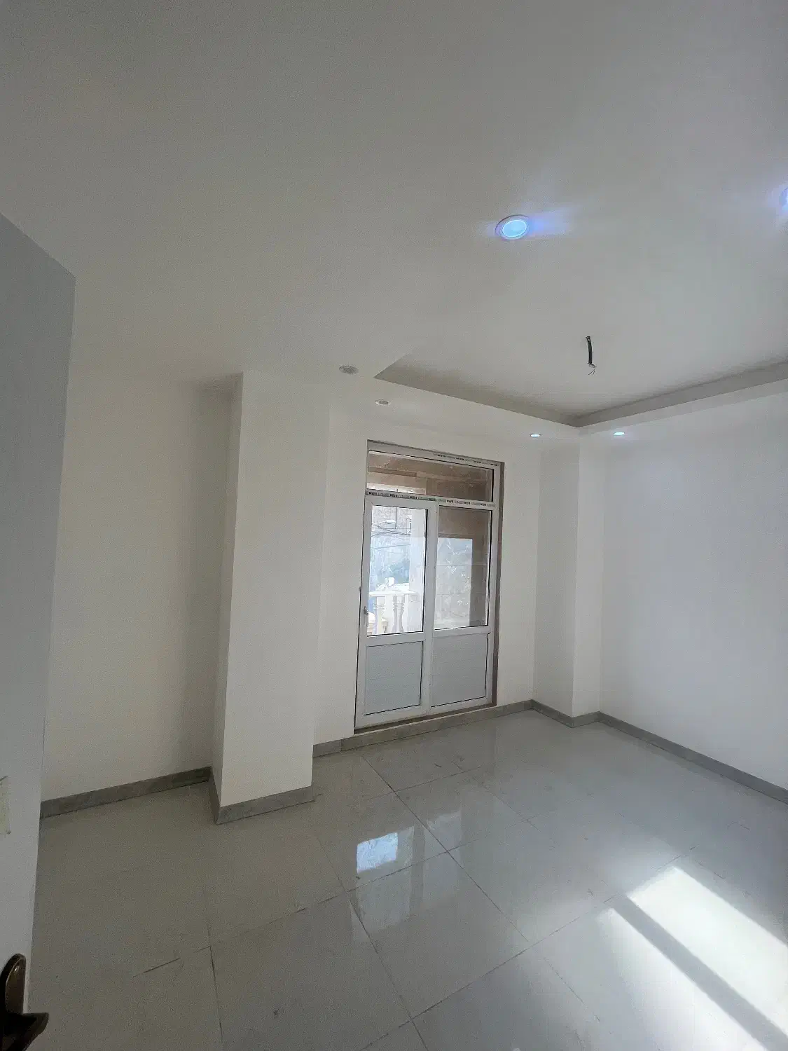 فروش واحد ۱۰۵ متری لوکس شهرک وحدت|فروش آپارتمان|اشتهارد, |دیوار