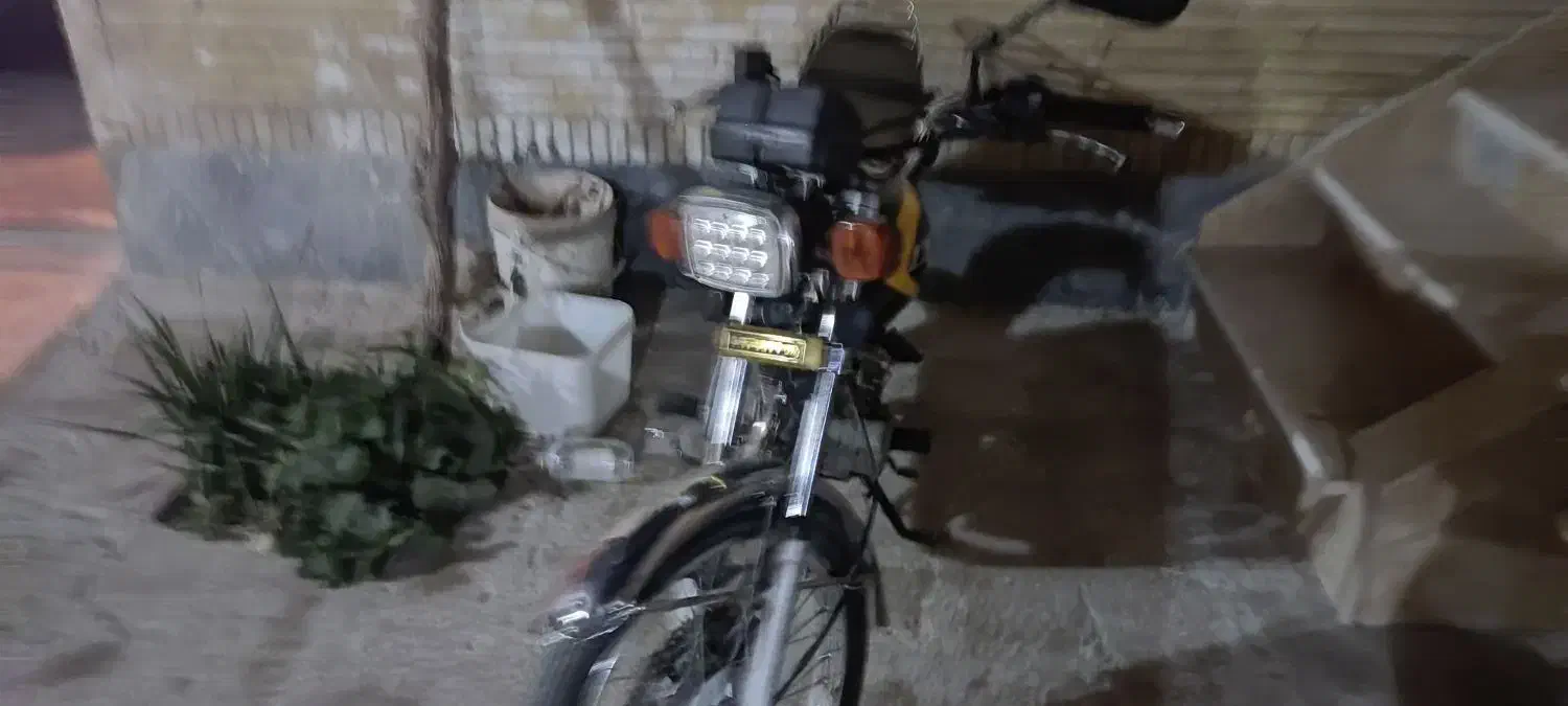 موتور لیفان مدل 99|موتورسیکلت|کاشان, امیرکبیر|دیوار