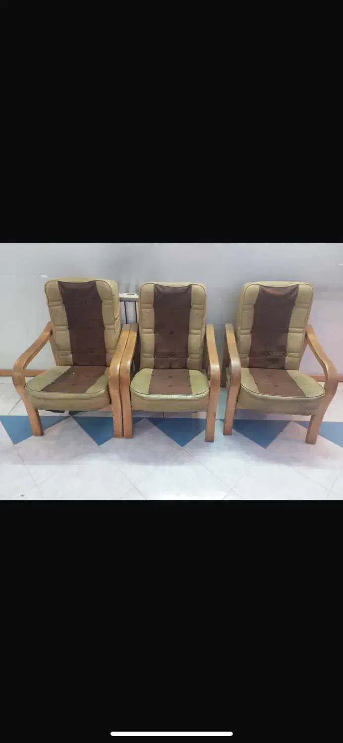 صندلی|صندلی و نیمکت|شیراز, سینما سعدی|دیوار