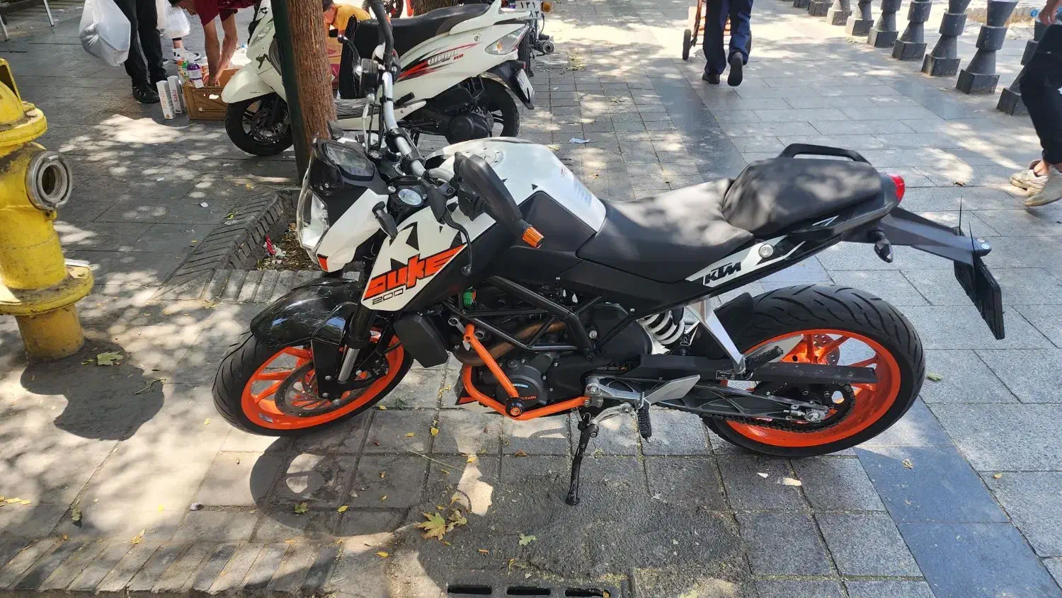 ktmدوک اتریشی 200...کم کار کرد مشابه صفر|موتورسیکلت|تهران, بازار|دیوار