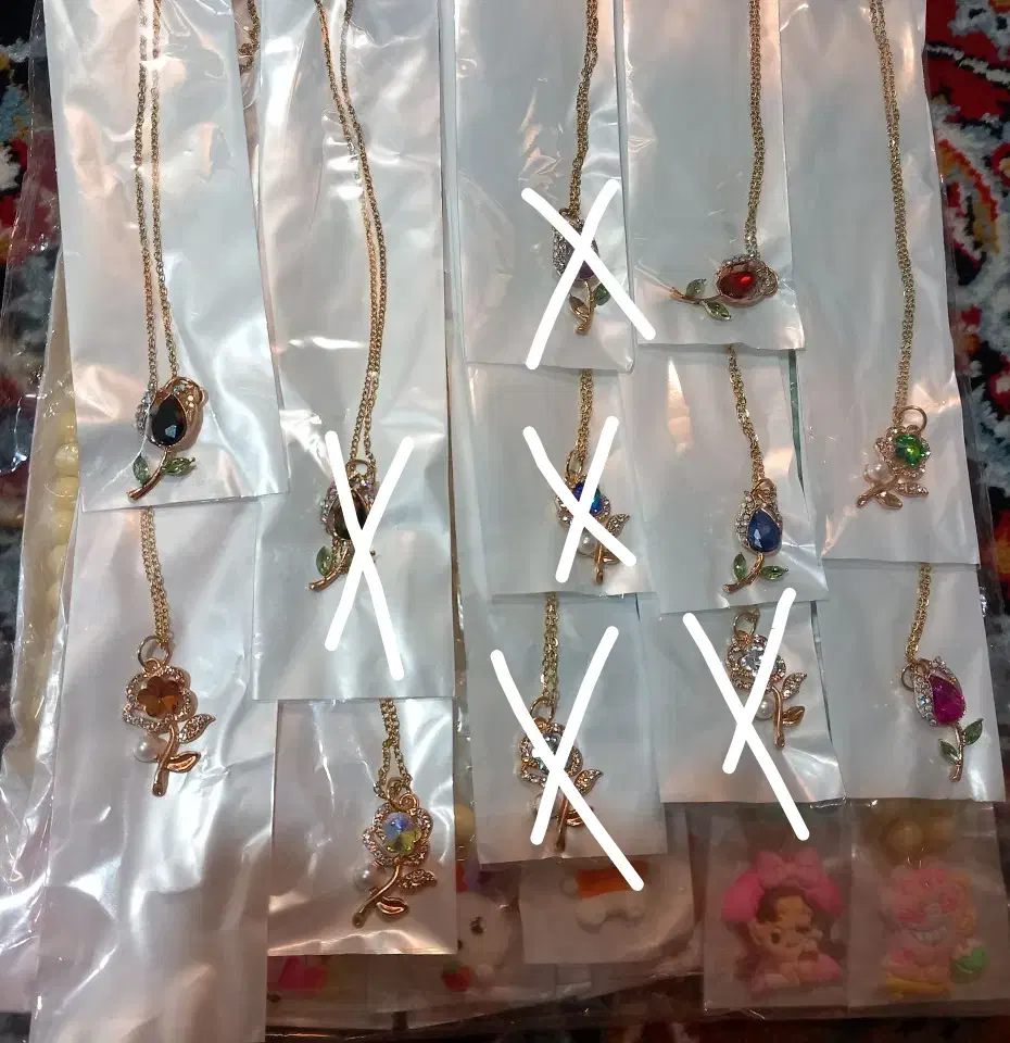 گردنبند گل هر عدد ۷۵ تومان|بدلیجات|دلیجان, |دیوار